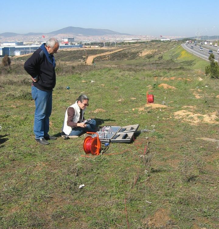 geoteknik-muhendislik-kaya-zemin-laboratuvarı